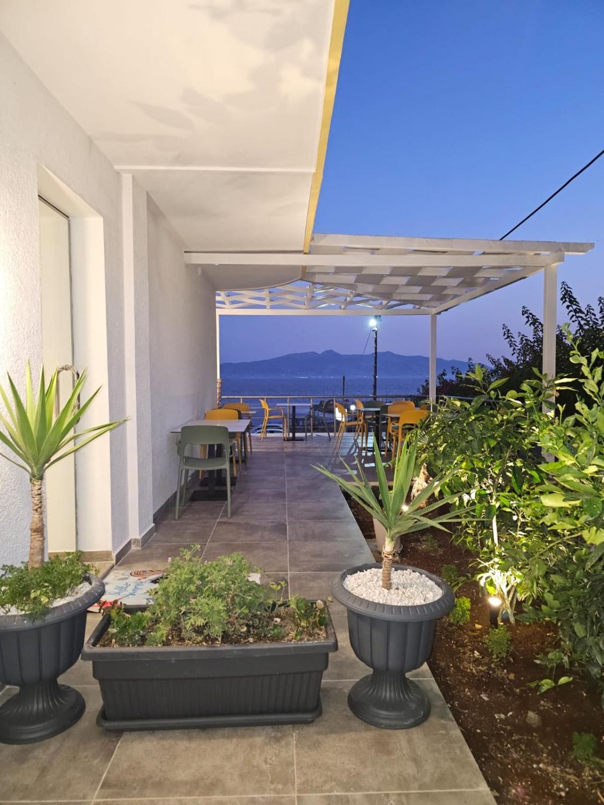 Ardit Seaside Rooms Sarandë Eksteriør billede