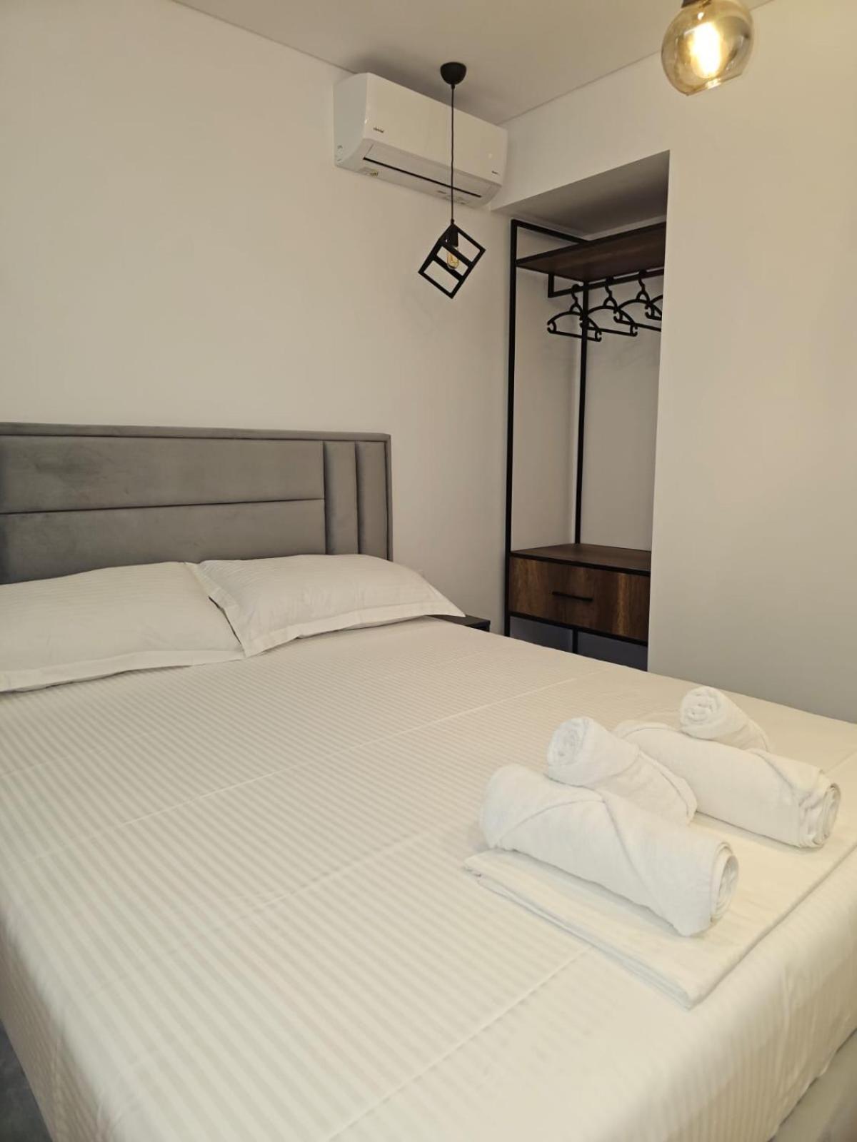 Ardit Seaside Rooms Sarandë Eksteriør billede