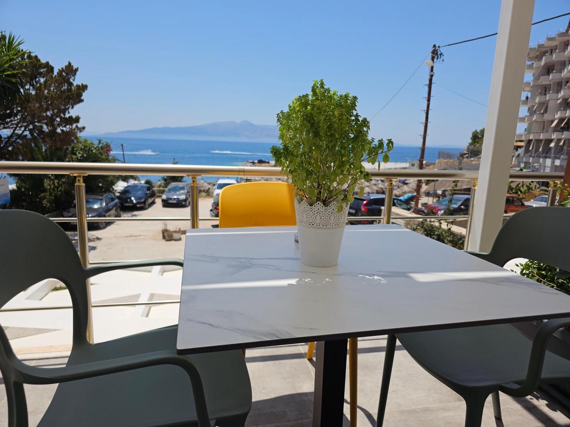 Ardit Seaside Rooms Sarandë Eksteriør billede